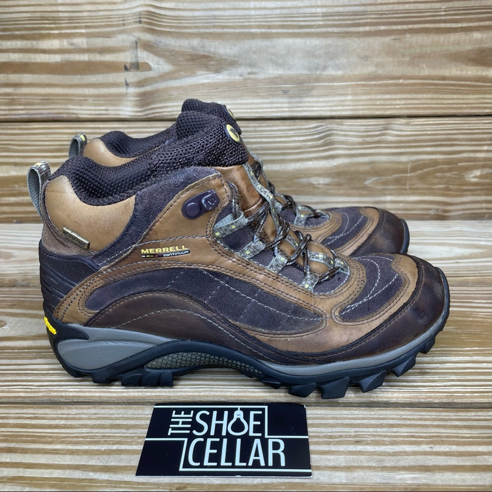 Merrell Women’s 8 Boots Siren Waterproof Mid Leather Hiking Boots